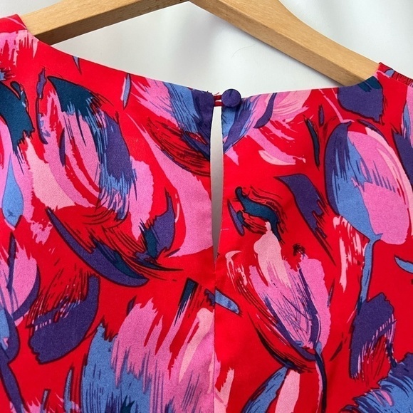 Lovers + Friends Floral Blouse Size Small - Picture 4 of 5